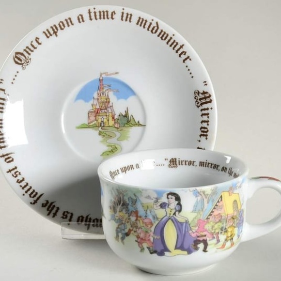 Paul Cardew Design Snow White, 7 Dwarves & The Witch Cup and Saucer - Picture 1 of 10